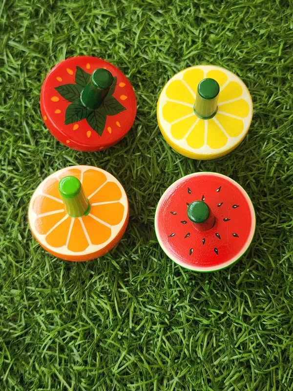 Multicolor_Wood_Fruit_Shaped_Spinning_Top_Set_Of_4