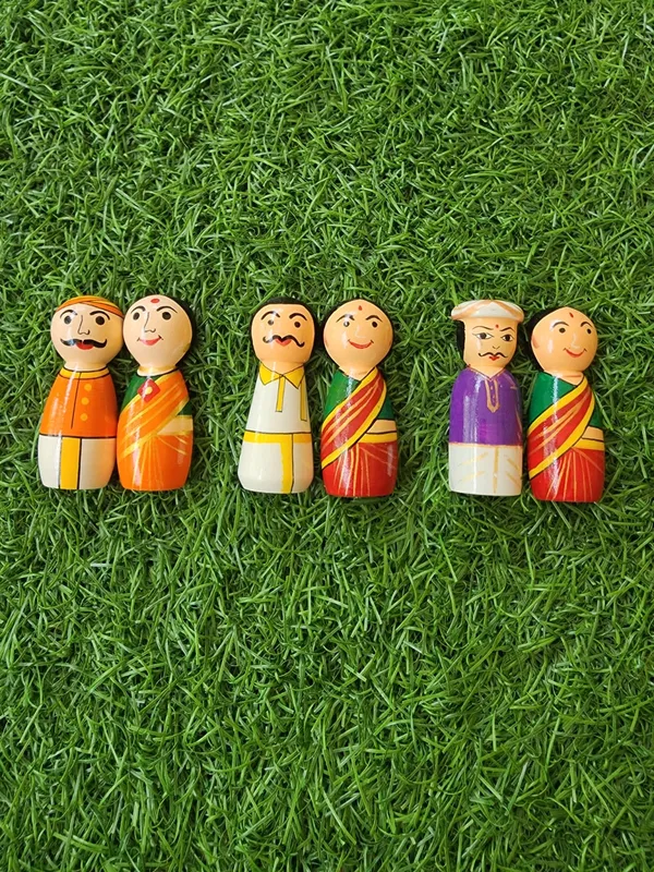 Multicolor_Wood_Hand_Painted_Indian_Couple_Figurines