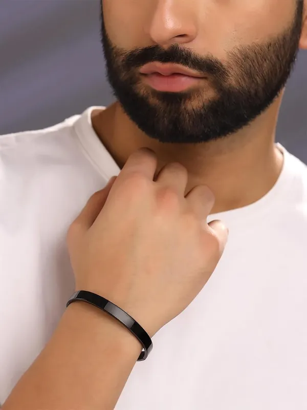 Stainless_Steel_Kada_Bracelet_For_Men