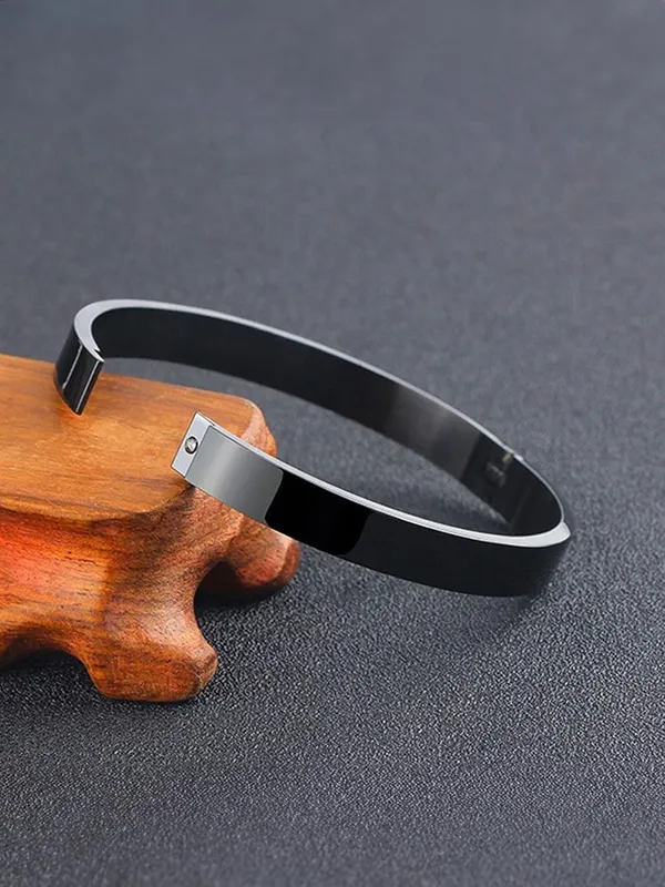 Stainless_Steel_Kada_Bracelet_For_Men