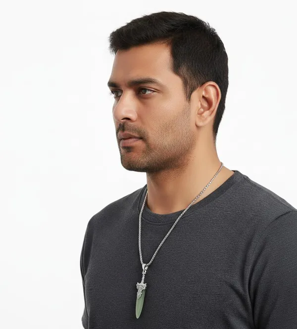 Sword_Pendant_Necklace_For_Men