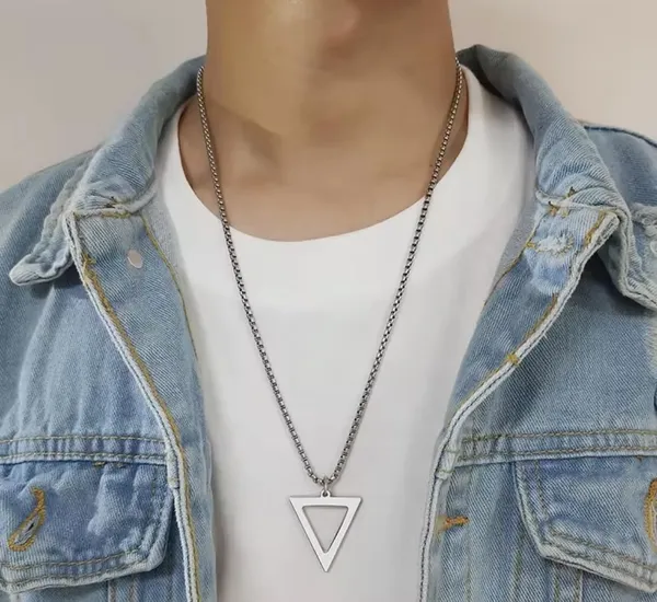 Inverted_Triangle_Pendant_Necklace