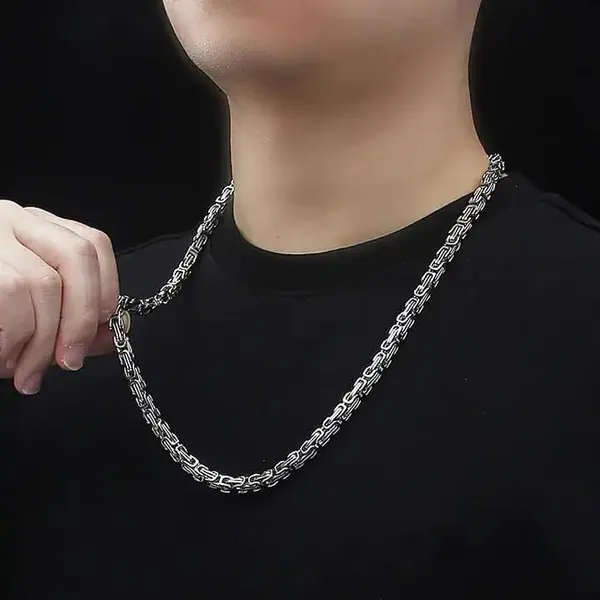 Stainless_Steel_Byzantine_Chain_Necklace_For_Men