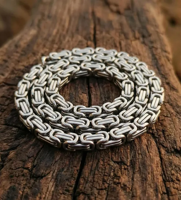 Stainless_Steel_Byzantine_Chain_Necklace_For_Men