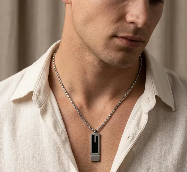 Stainless_Steel_Geometric_Pendant_Necklace