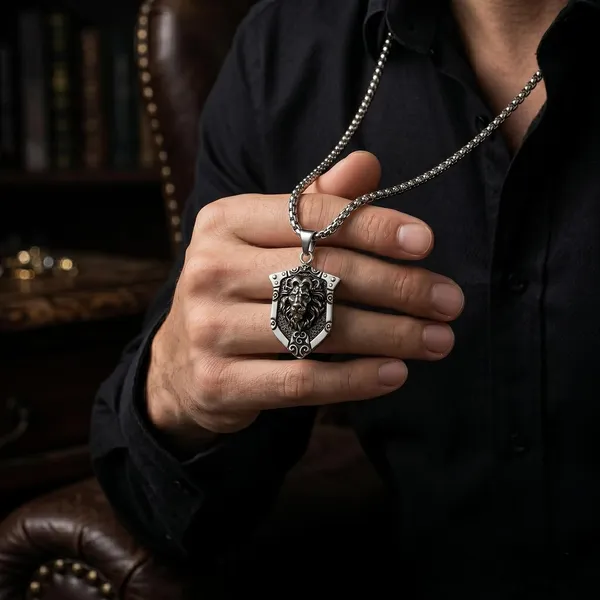 Lion_Medallion_Chain_Necklace_For_Men