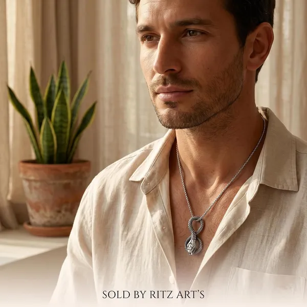 Snake_Pendant_Necklace_For_Men
