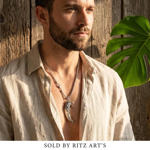 Wolf_Tooth_Pendant_Necklace_With_Stainless_Steel_Chain