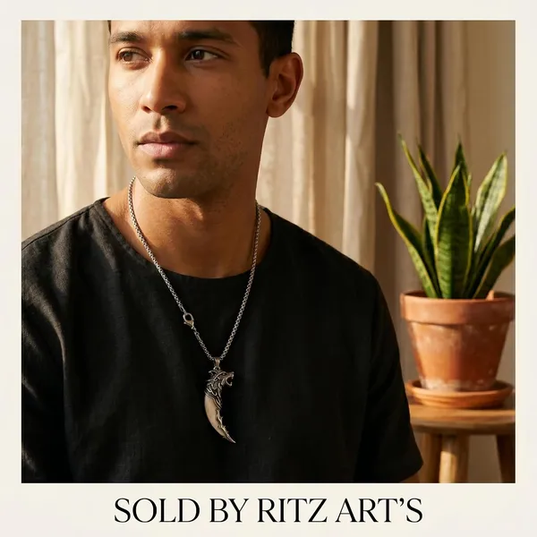 Wolf_Tooth_Pendant_Necklace_With_Stainless_Steel_Chain