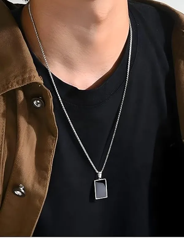 Stainless_Steel_Box_Chain_With_Rectangle_Pendant