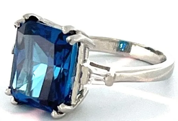 Silver_Tone_Blue_Rectangular_Stone_Statement_Ring_For_Women