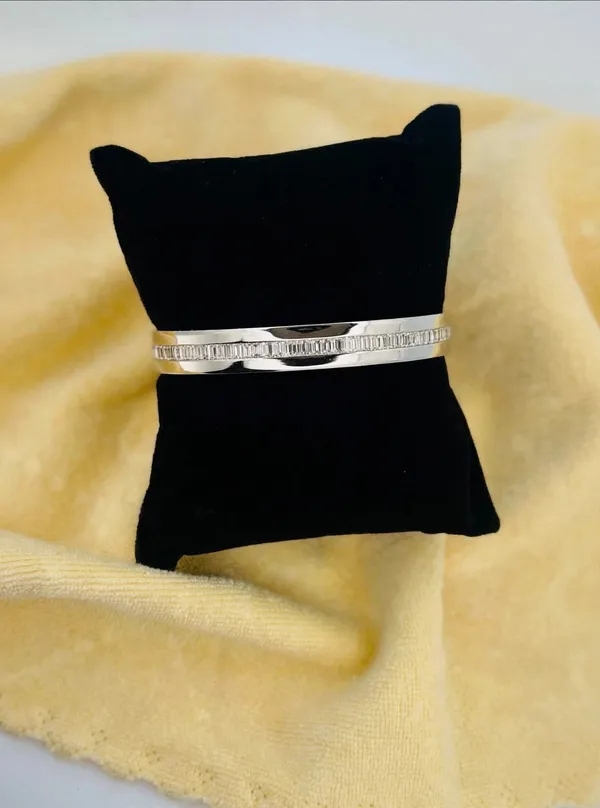Silver_Tone_Textured_Layered_Bracelet_For_Women