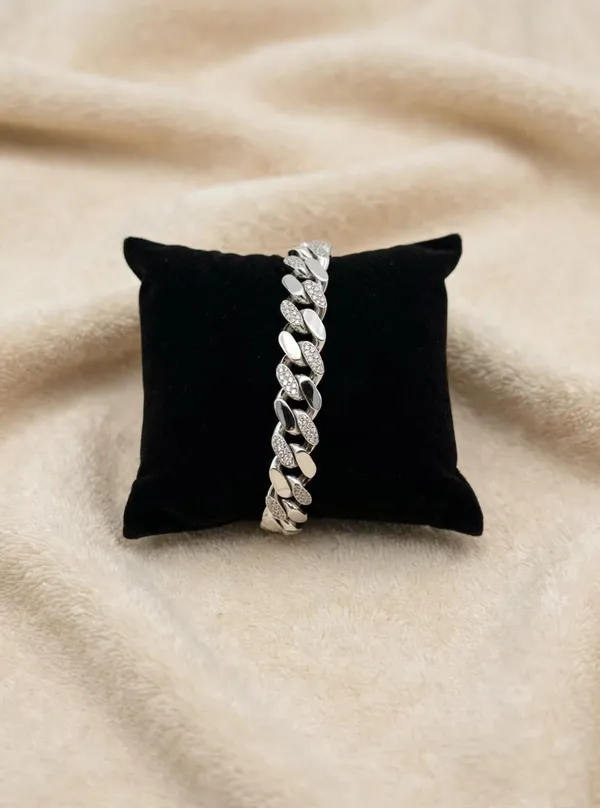 Silver_Tone_Elongated_Link_Chain_Bracelet_For_Women