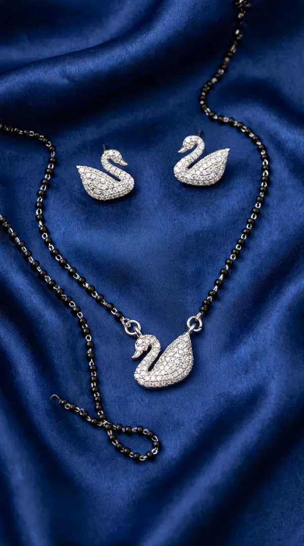 Silver_Tone_Swan_Motif_Black_Beaded_Mangalsutra_Set_For_Women