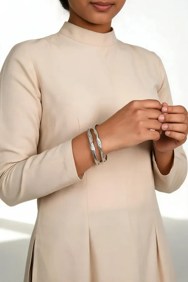 Silver_Tone_Twisted_Stone_Studded_Bangles_For_Women