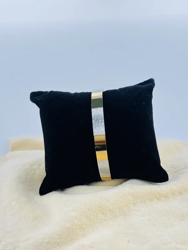 Gold_&_Silver_Tone_Wide_Cuff_Bracelet_For_Women