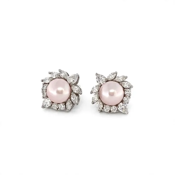 Silver_Tone_Floral_Pearl_Stud_Earrings_For_Women