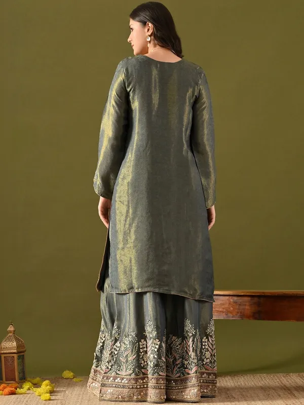 Women_Ethnic_Motifs_Embroidered_Regular_Mirror_Work_Kurta_with_Sharara_&_With_Dupatta