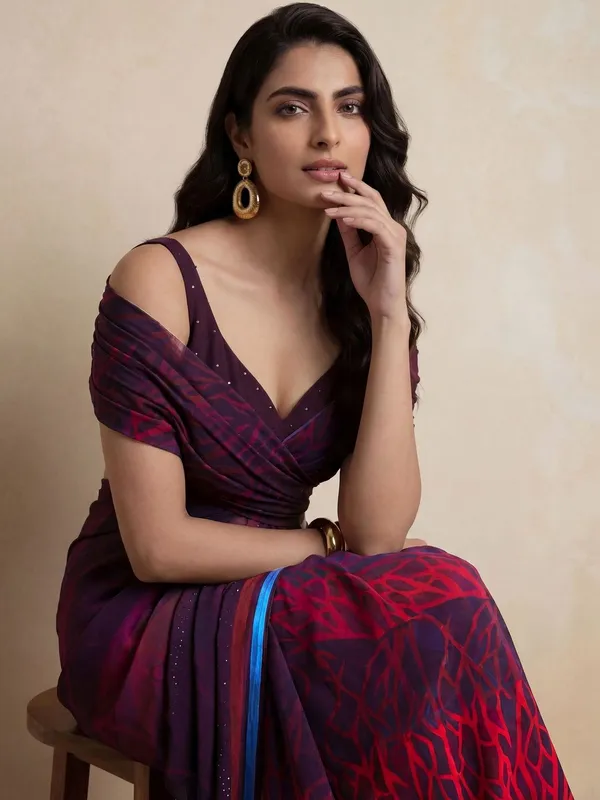 Sequinned_Heavy_Work_Saree_(5.5_Metre_Saree_With_Stitched_Blouse)