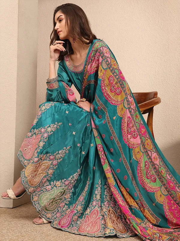 Women_Ethnic_Motifs_Embroidered_Pleated_Thread_Work_Silk_Crepe_Kurta_with_Trousers_&_With_Dupatta