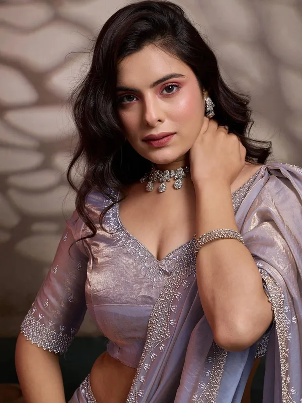 Embellished_Zari_Velvet_Designer_Saree