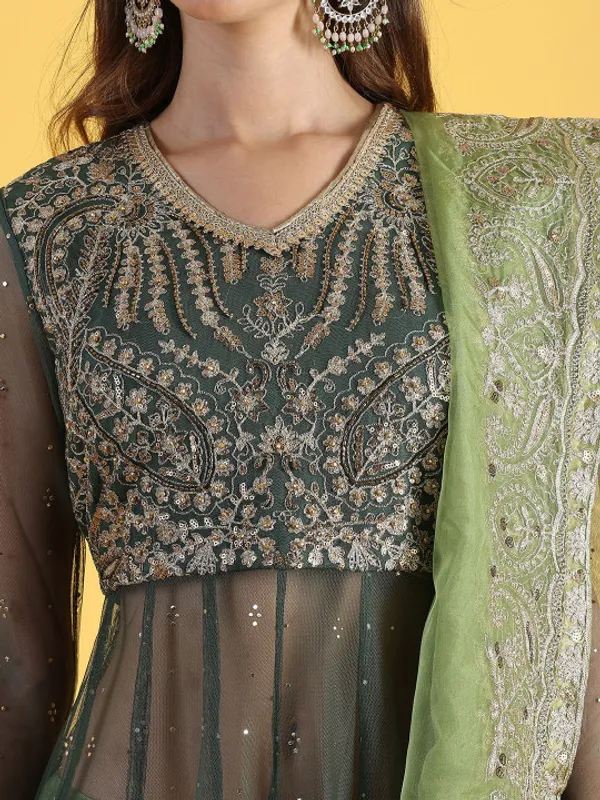 Floral_Embroidered_Panelled_V-Neck_Sequinned_Anarkali_Kurta_With_Skirt_&_Dupatta