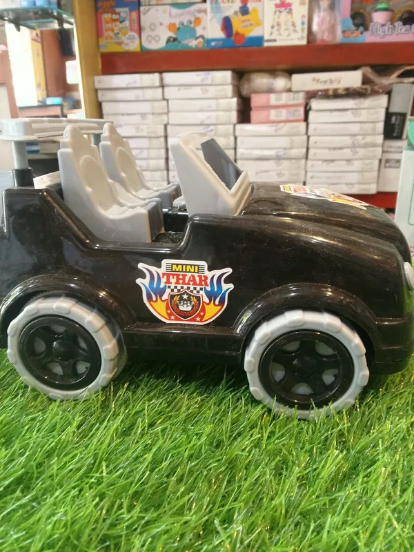 Black_Mini_Thar_Toy_Car