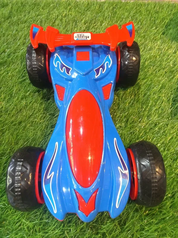 Blue_And_Red_Racing_Car_Toy