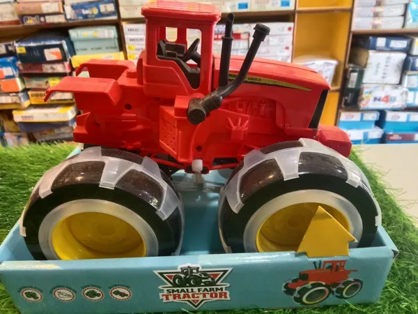 Red_Plastic_Toy_Tractor