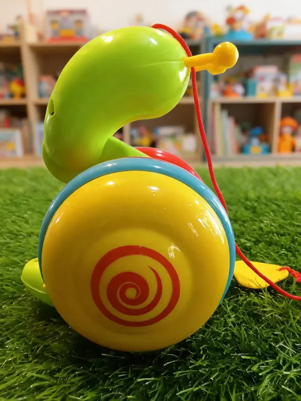Yellow_And_Green_Plastic_Snail