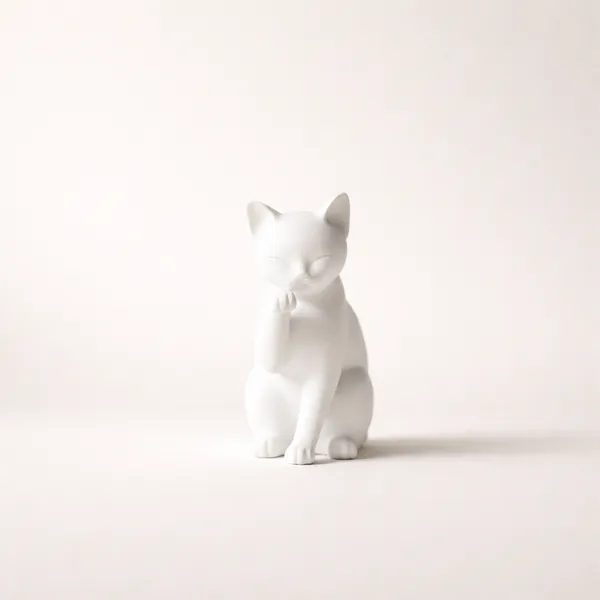 Minimalist_Cat_Figurine_Decorative_Desk_Shelf_Accent_White