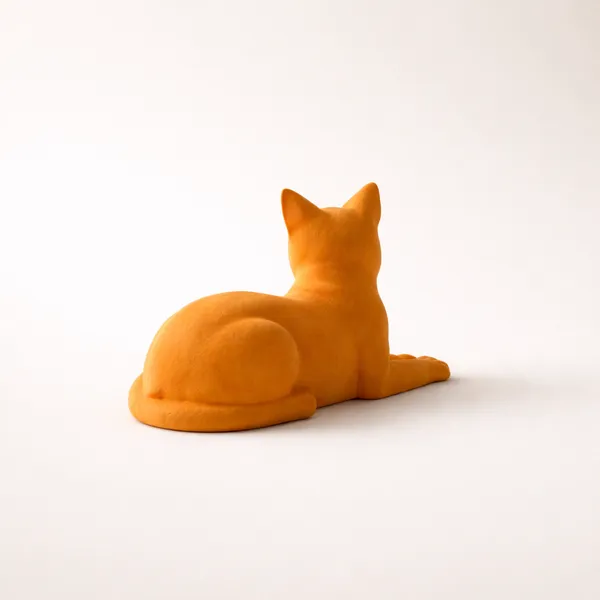 Minimalist_Reclining_Cat_Figurine_Modern_Decorative_Sculpture_For_Home_Desk_Orange