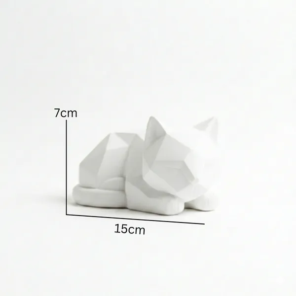 Geometric_Feline_Muse_Modern_Low_Poly_Cat_Sculpture_White
