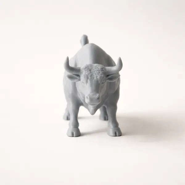 Majestic_Bull_Statue_Minimalist_Strength_Decor_Silver