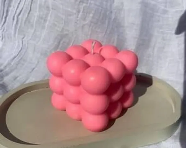 White_And_Red_Soy_Wax_Scented_Candles_For_Home_Decor