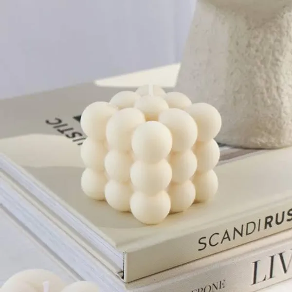 White_Soy_Wax_Scented_Candles_For_Home_Decor