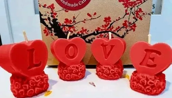 Red_Soy_Wax_Scented_Candles_For_Home_Decor