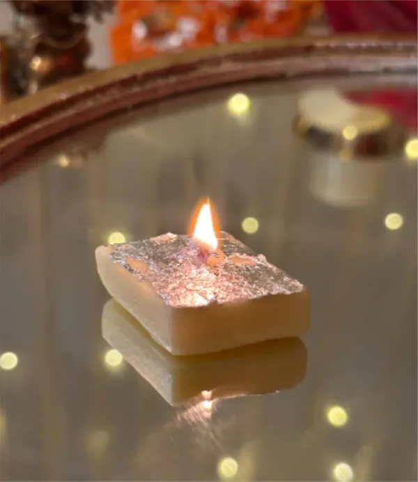 White_Soy_Wax_Scented_Candles_For_Home_Decor