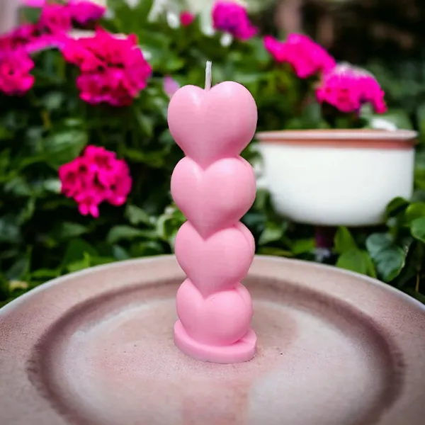 Red_And_Pink_Soy_Wax_Scented_Candles_For_Home_Decor