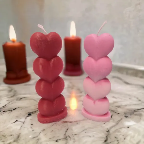 Red_And_Pink_Soy_Wax_Scented_Candles_For_Home_Decor