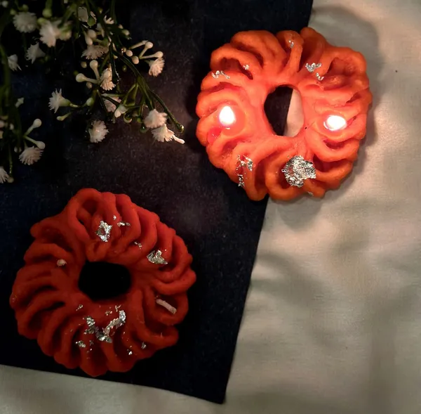 Orange_Soy_Wax_Scented_Candles_For_Home_Decor