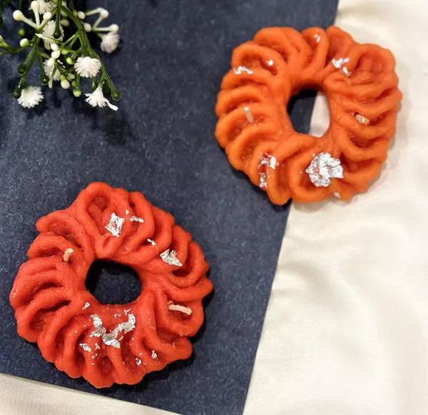 Orange_Soy_Wax_Scented_Candles_For_Home_Decor