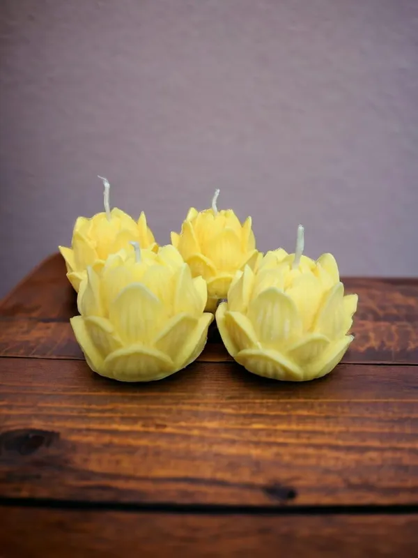 Yellow_Soy_Wax_Scented_Candles_For_Home_Decor