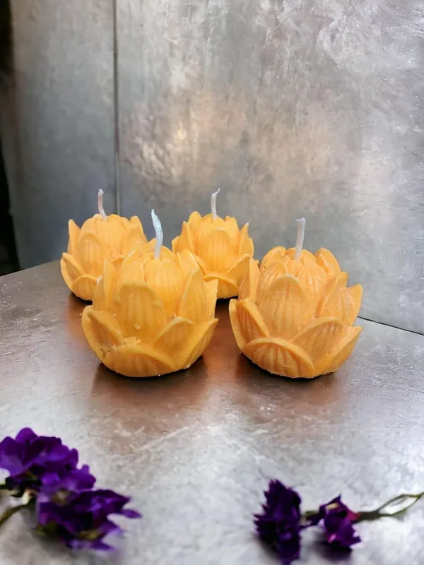 Orange_Soy_Wax_Scented_Candles_For_Home_Decor
