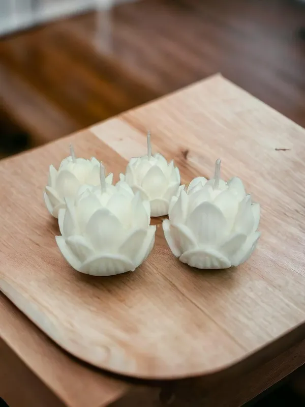 White_Soy_Wax_Scented_Candles_For_Home_Decor