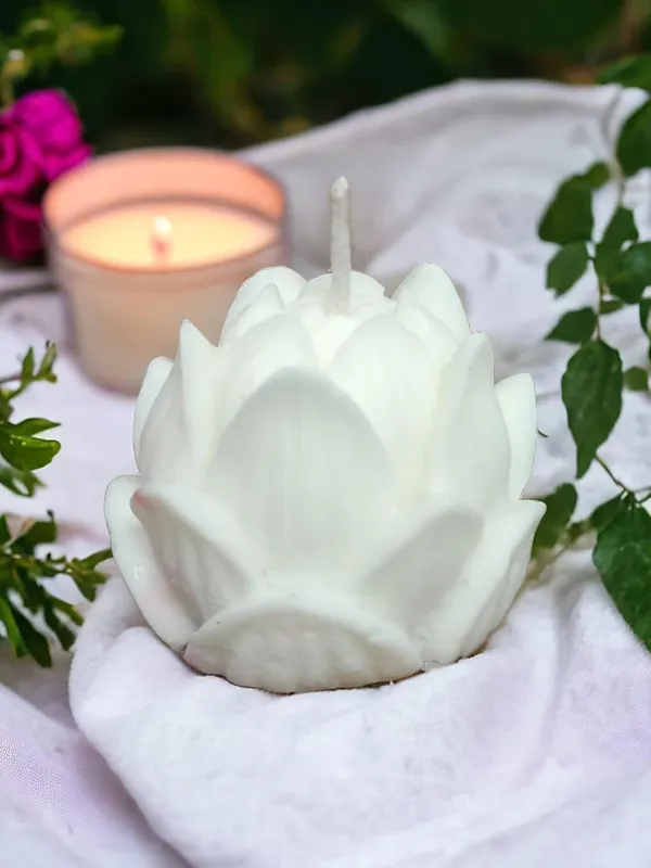 White_Soy_Wax_Scented_Candles_For_Home_Decor