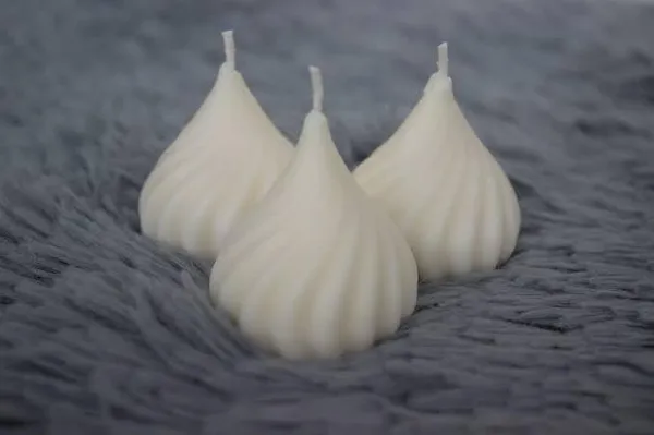 White_Soy_Wax_Scented_Candles_For_Home_Decor