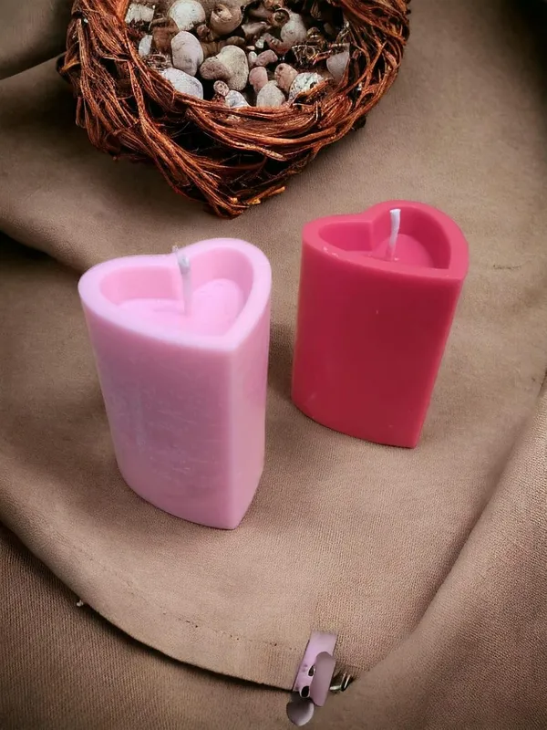 Red_And_Pink_Soy_Wax_Scented_Candles_For_Home_Decor