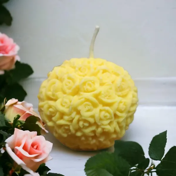 Yellow_Soy_Wax_Scented_Candles_For_Home_Decor