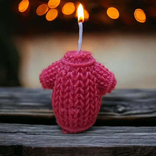 Red_And_Green_Soy_Wax_Scented_Candles_For_Home_Decor